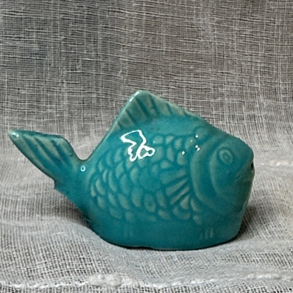 Vintage 1950s Bauer Chicken Of the Sea Advertising Salt and Pepper Shakers Fish - Picture 15 of 16